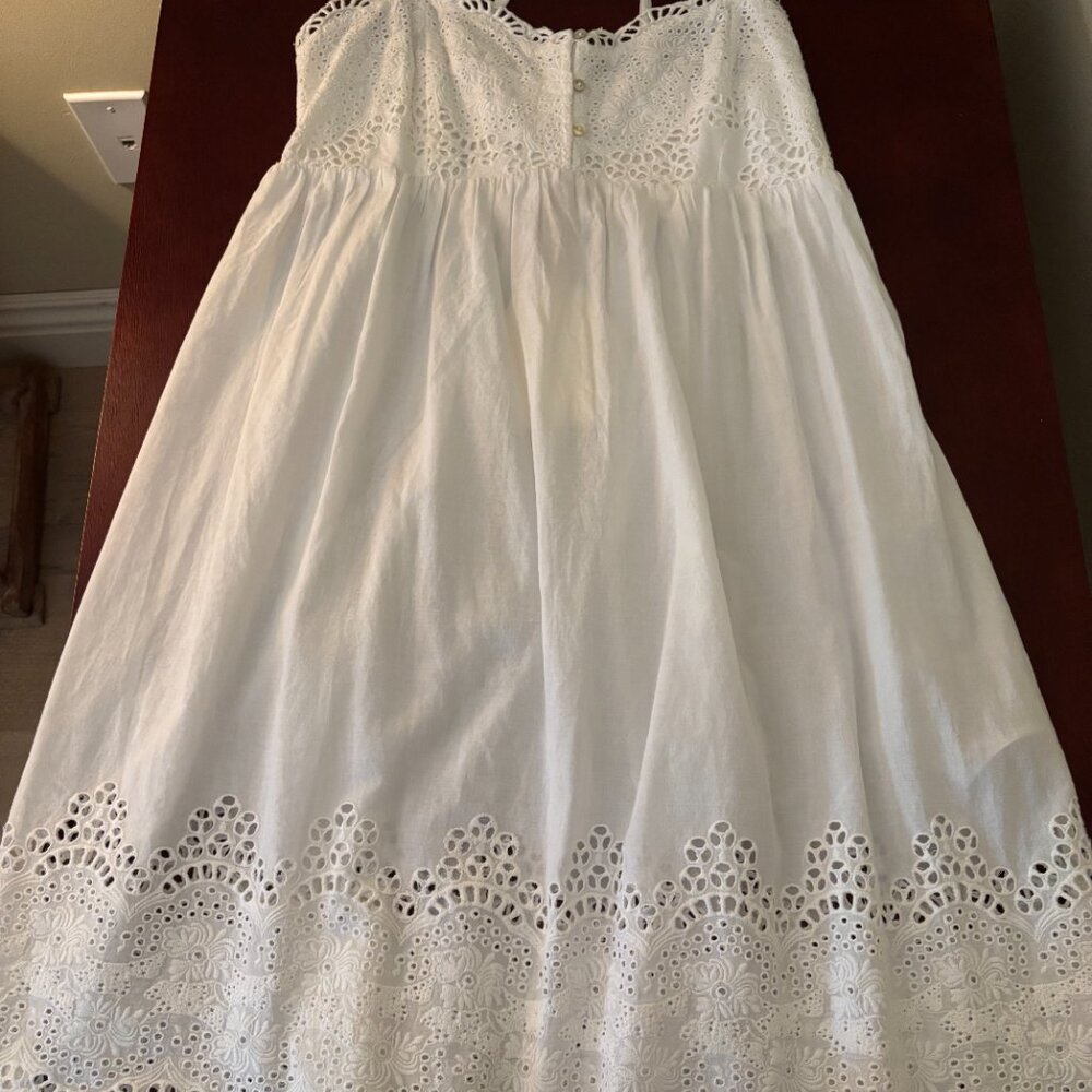 Dress - Picture 4 of 4